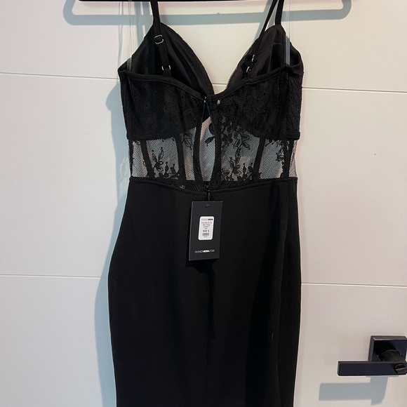 Little black lace detail dress - Picture 2 of 13